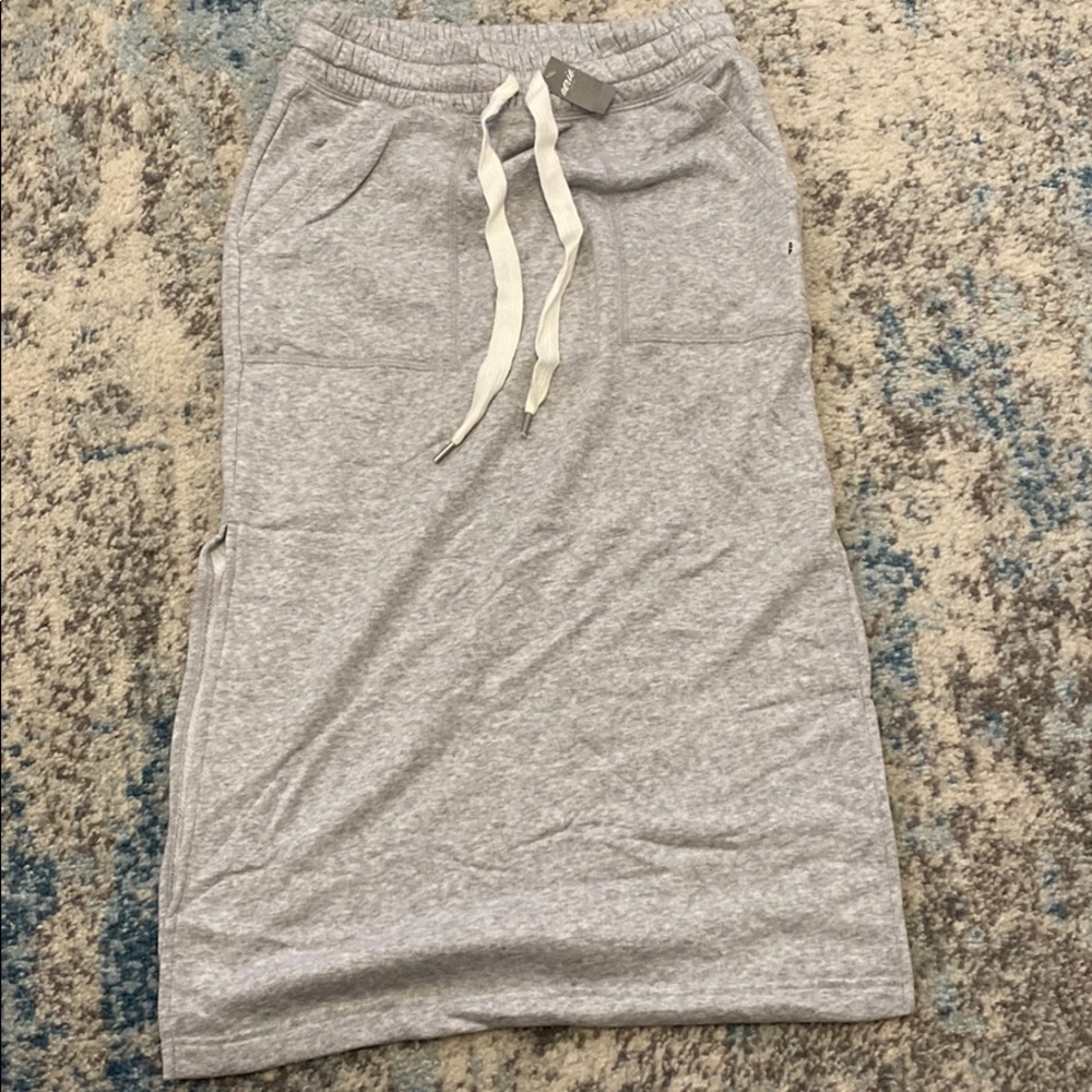 AERIE FLEECE SKIRT NWT